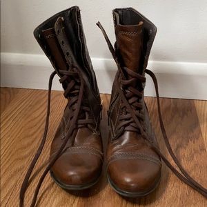 Brown combat boots | Troopa by Steve Madden